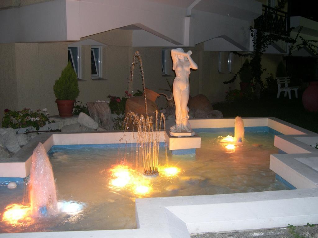 Paradise Hotel Számosz Kültér fotó