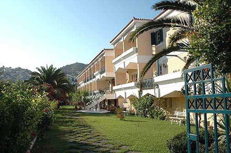 Paradise Hotel Számosz Kültér fotó