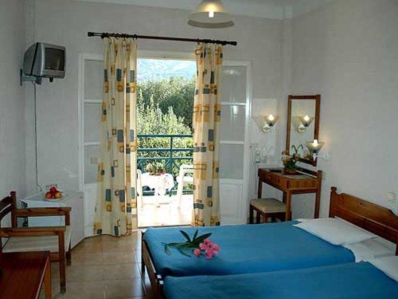 Paradise Hotel Számosz Kültér fotó